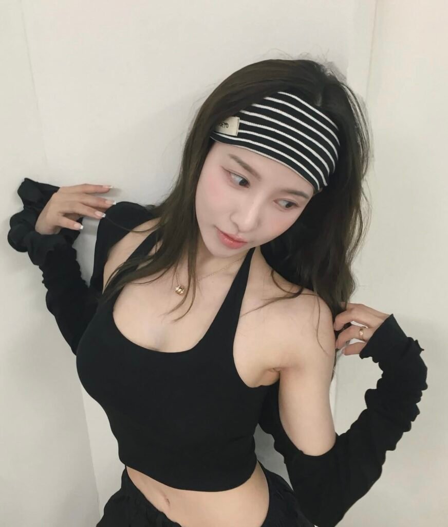 Hinh Anh Con Gai Cute Xu Hướng Mới Nổi Trong Văn Hóa Mạng Xã Hội Và Đời Sống Hiện Đại
